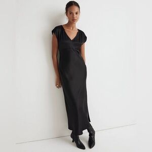 Madewell Wide V-Neck Midi Dress